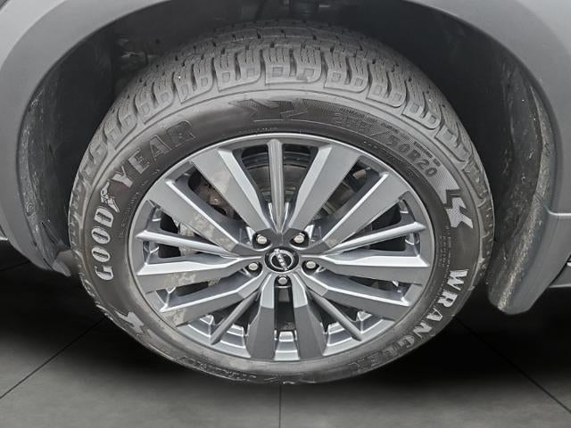 2024 Nissan Pathfinder SL 4WD