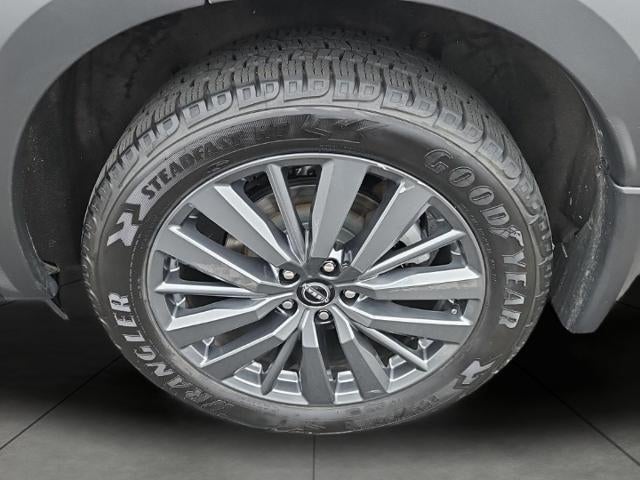 2024 Nissan Pathfinder SL 4WD