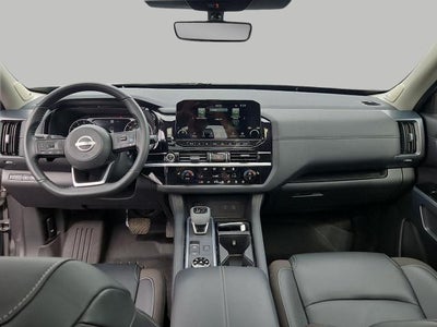 2024 Nissan Pathfinder SL 4WD