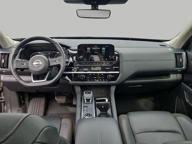 2024 Nissan Pathfinder SL 4WD