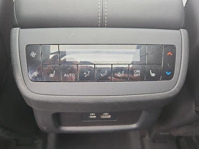 2024 Nissan Pathfinder SL 4WD