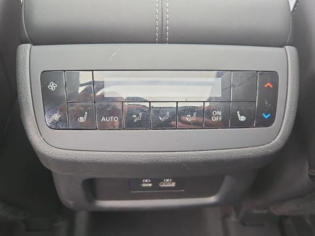 2024 Nissan Pathfinder SL 4WD