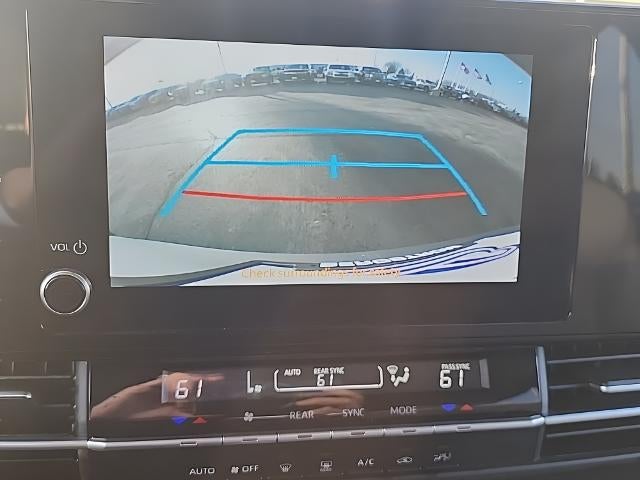 2025 Toyota Sienna LE