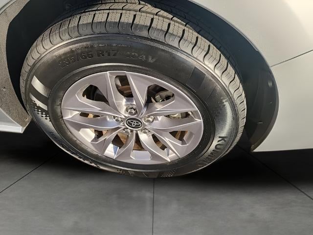 2025 Toyota Sienna LE