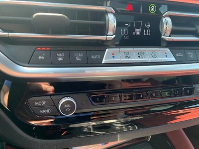 2025 BMW X4 M40i
