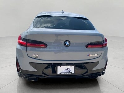 2025 BMW X4 M40i