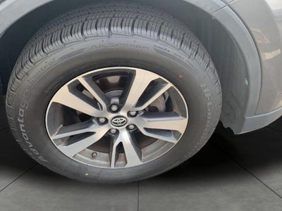 2017 Toyota RAV4 XLE