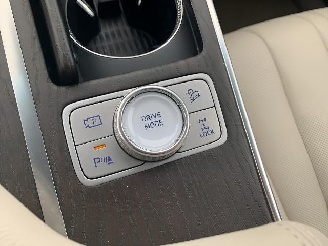 2024 Genesis GV80 Base