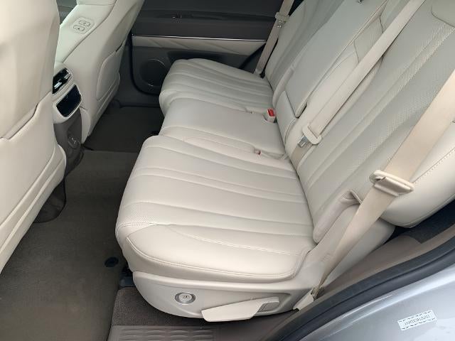 2024 Genesis GV80 Base