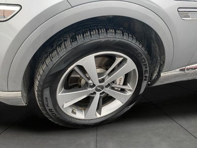 2024 Genesis GV80 Base