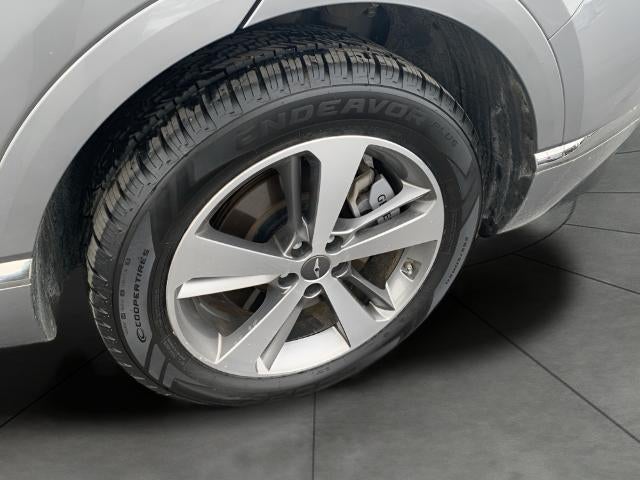 2024 Genesis GV80 Base