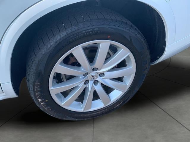 2019 Volvo XC90 T6 Momentum