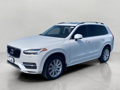 2019 Volvo XC90 T6 Momentum