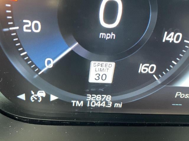2019 Volvo XC90 T6 Momentum